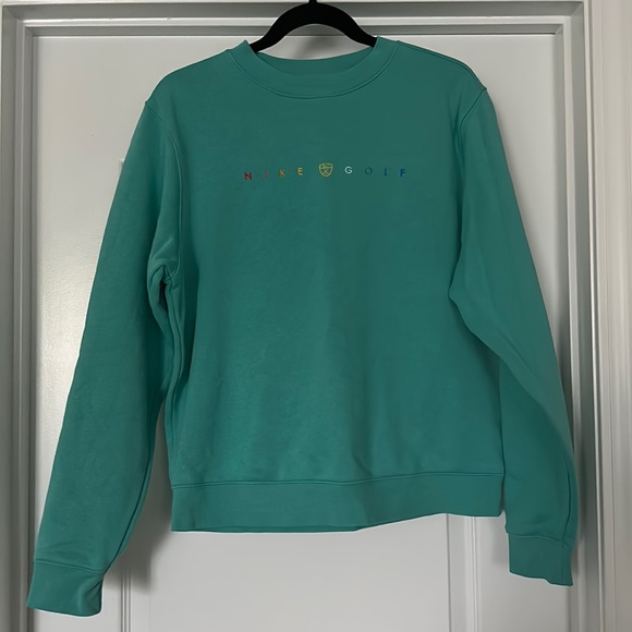 Nike Tops - Nike, new, no tags, never worn